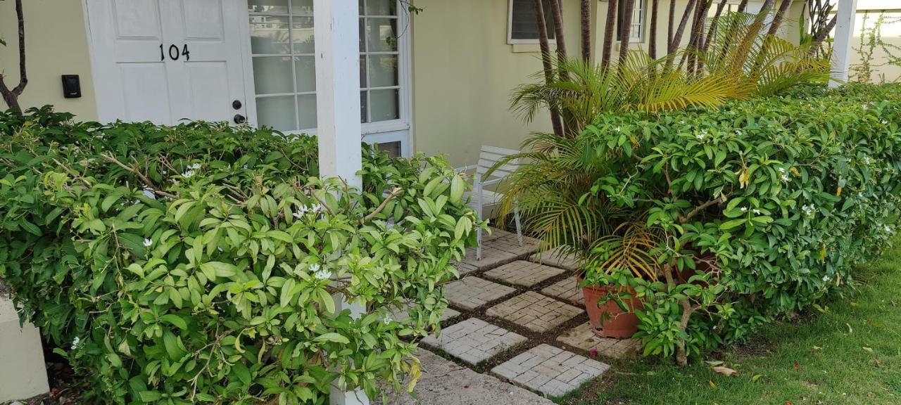 Appartamento Beryls At Seawind On The Bay , Montego Bay , Jamaica Esterno foto