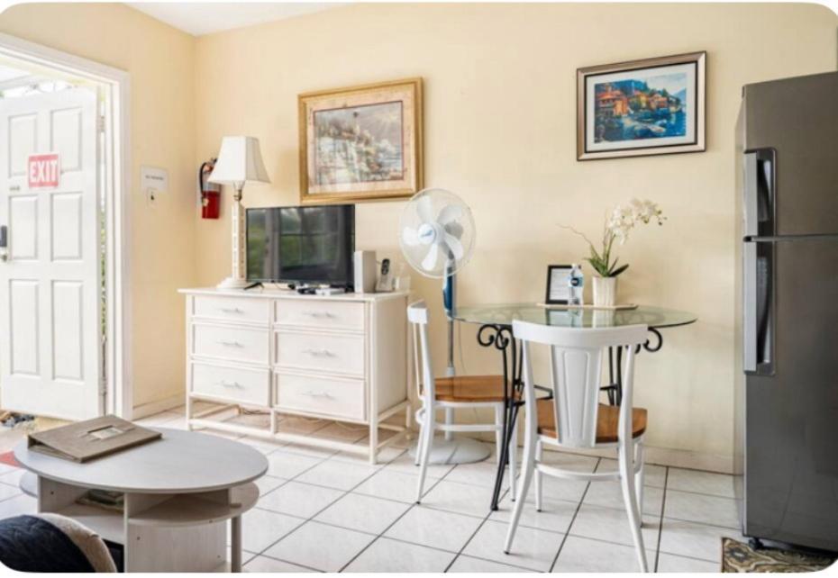 Appartamento Beryls At Seawind On The Bay , Montego Bay , Jamaica Esterno foto